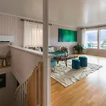 La Casa Senja Villa *