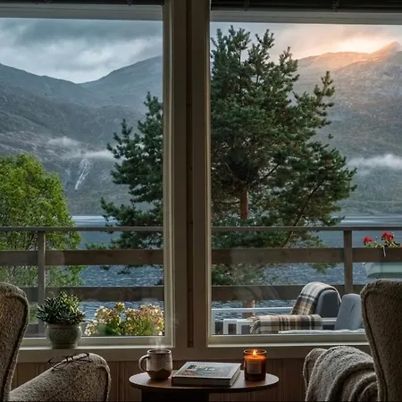 La Casa Senja Villa *